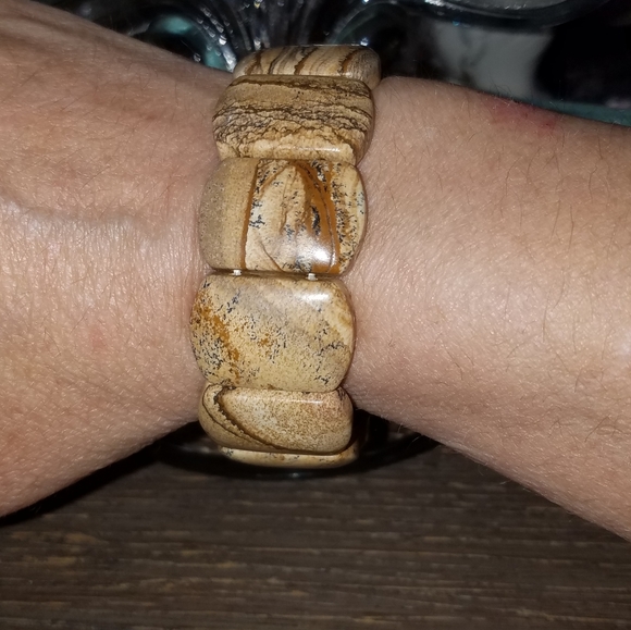 New Picture Jasper strech bracelet - Picture 6 of 7